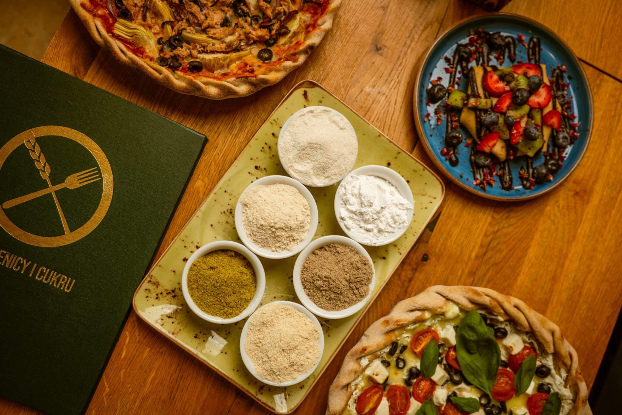 Sześć rodzajów mąk bezglutenowych - składniki dań w restauracji PLACEK Katowice